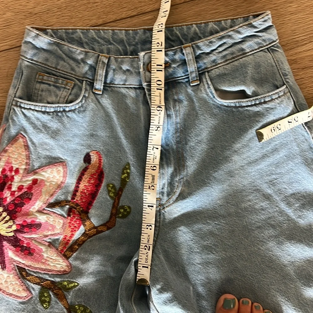 Farm Rio Embroidered Jeans - Picture 6 of 9